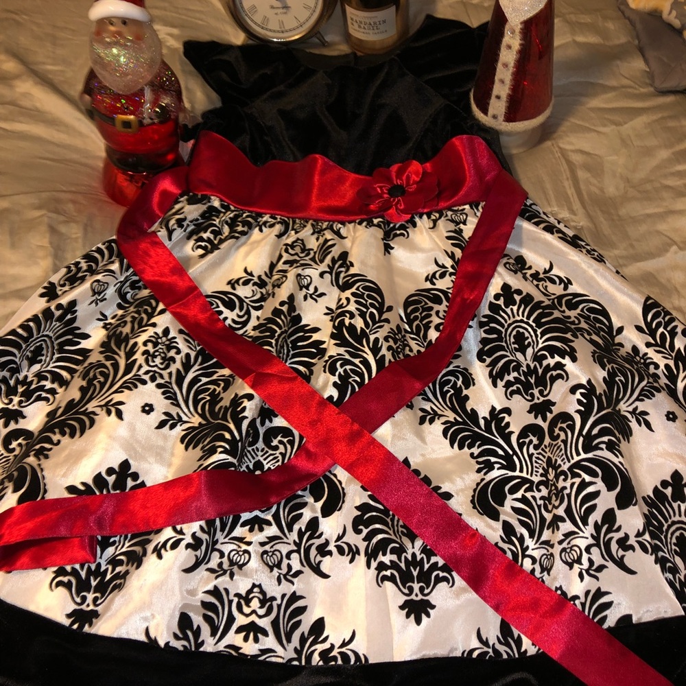 Christmas girls dress size 8